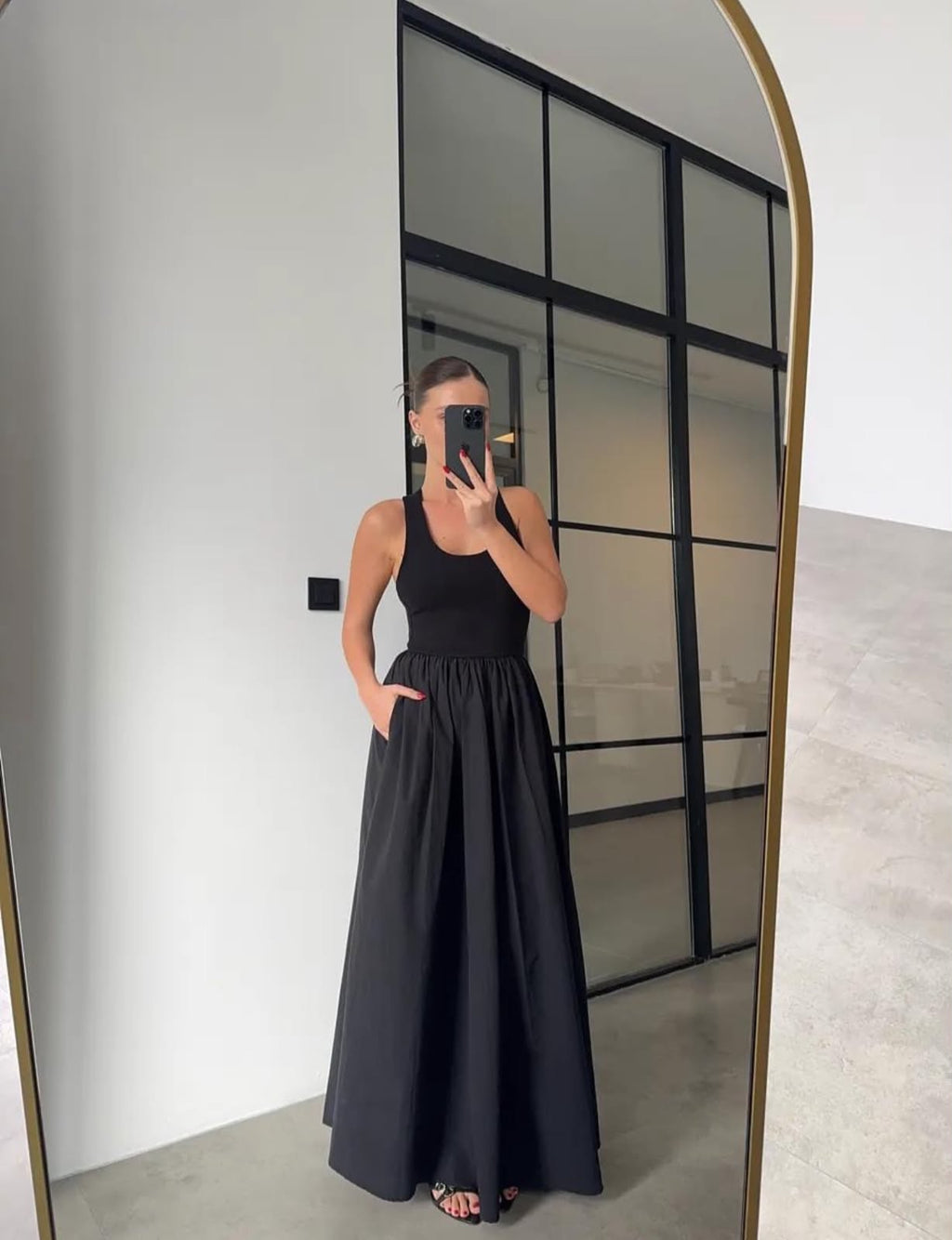 The Noir Grace Maxi Dress