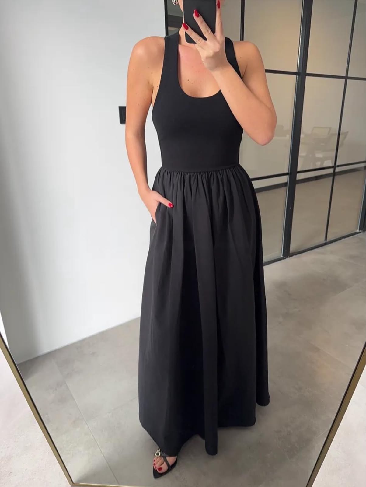 The Noir Grace Maxi Dress