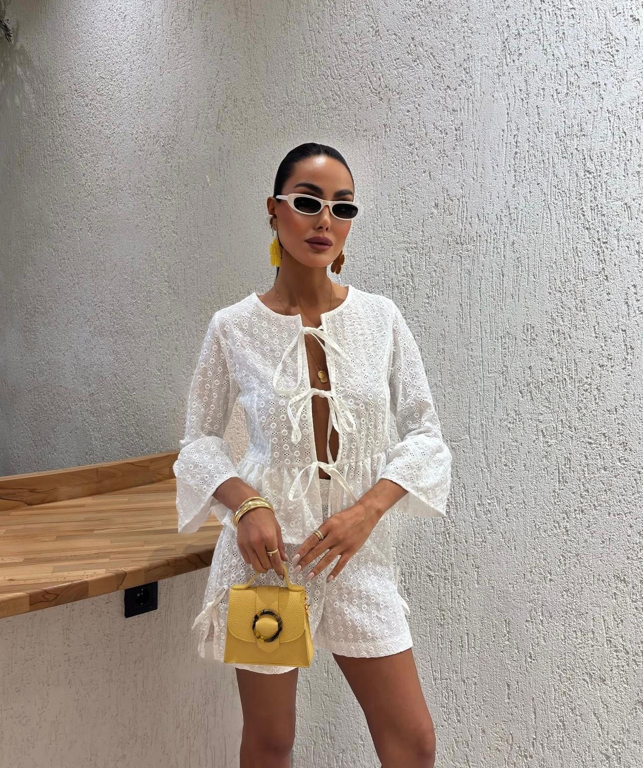 The Capri Eyelet Set